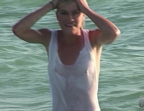 042909_hot_skinny_model_christie_naked_on_st_pete_beach_risky_sunset_nude_photoshoot