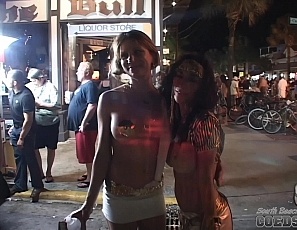 110709_street_nudity_festival_in_key_west_florida