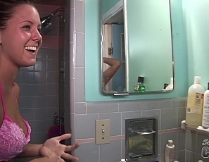 121409_naked_road_trip_vacation_tampa_florida_hot_naked_college_girls